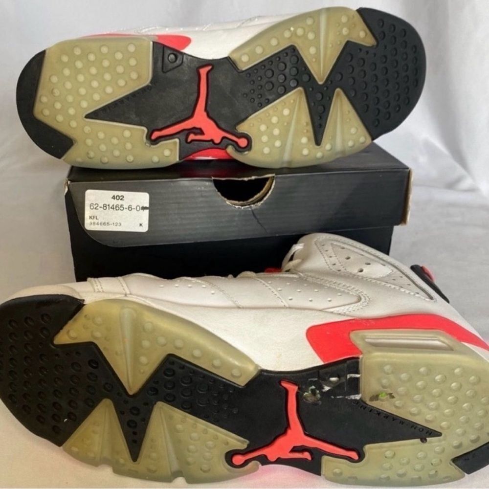 Air Jordan 6 - Picture 6 of 7